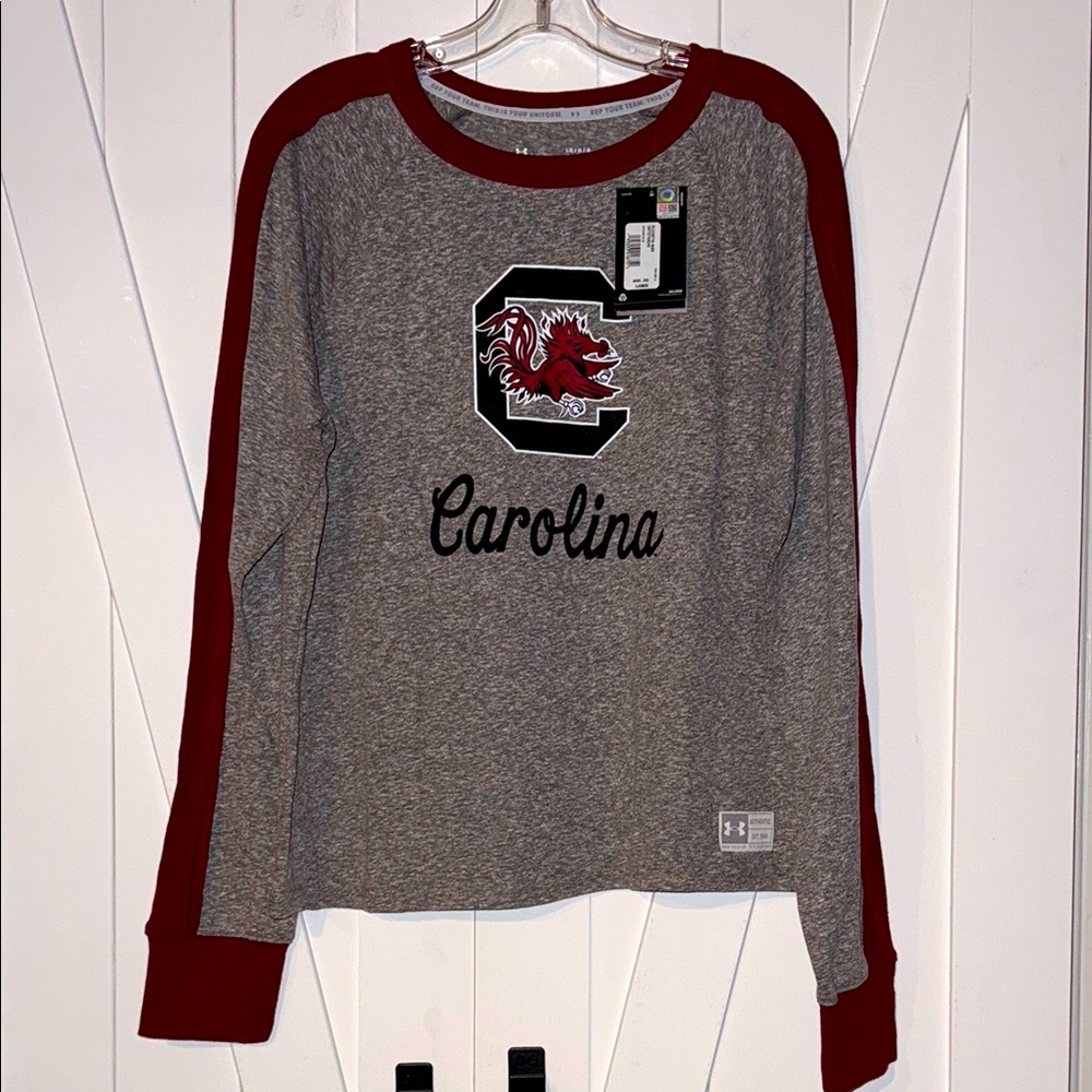 Under Armour Size Large Gray and Garnet Carolina Long Sleeve Tee